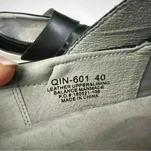 Lightly used  TRAQ BY ALEGRIA "QIN" WOMENS SMART WALKING SHOES BLACK - Picture 13 of 13